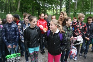 graaf regenboog boom beschilderen groep 8 de goede herder 3 juni 2015 (13)